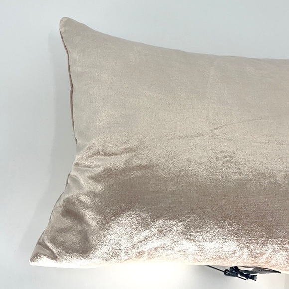 Michael Aram NWT pillow - Picture 8 of 9